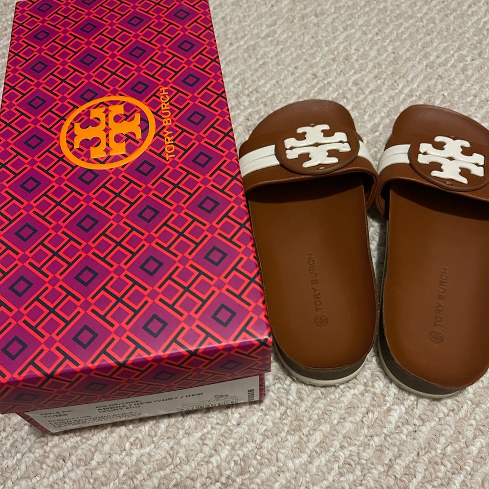 Tory Burch slides size 7